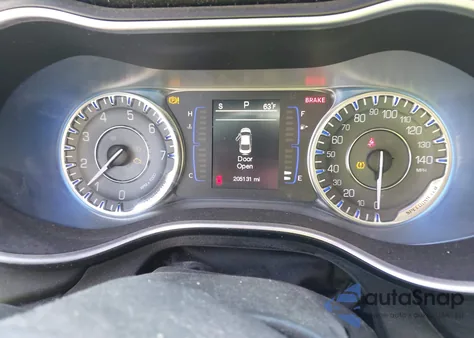 2015 Chrysler 200 Limited из США, поврежденный, VIN 1C3CCCAB6FN711076